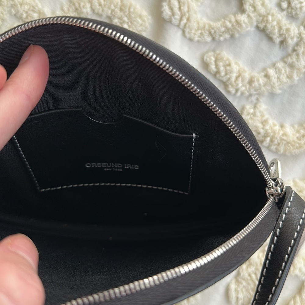 Orseund Iris Leather Circle Crossbody Bag - Picture 6 of 9